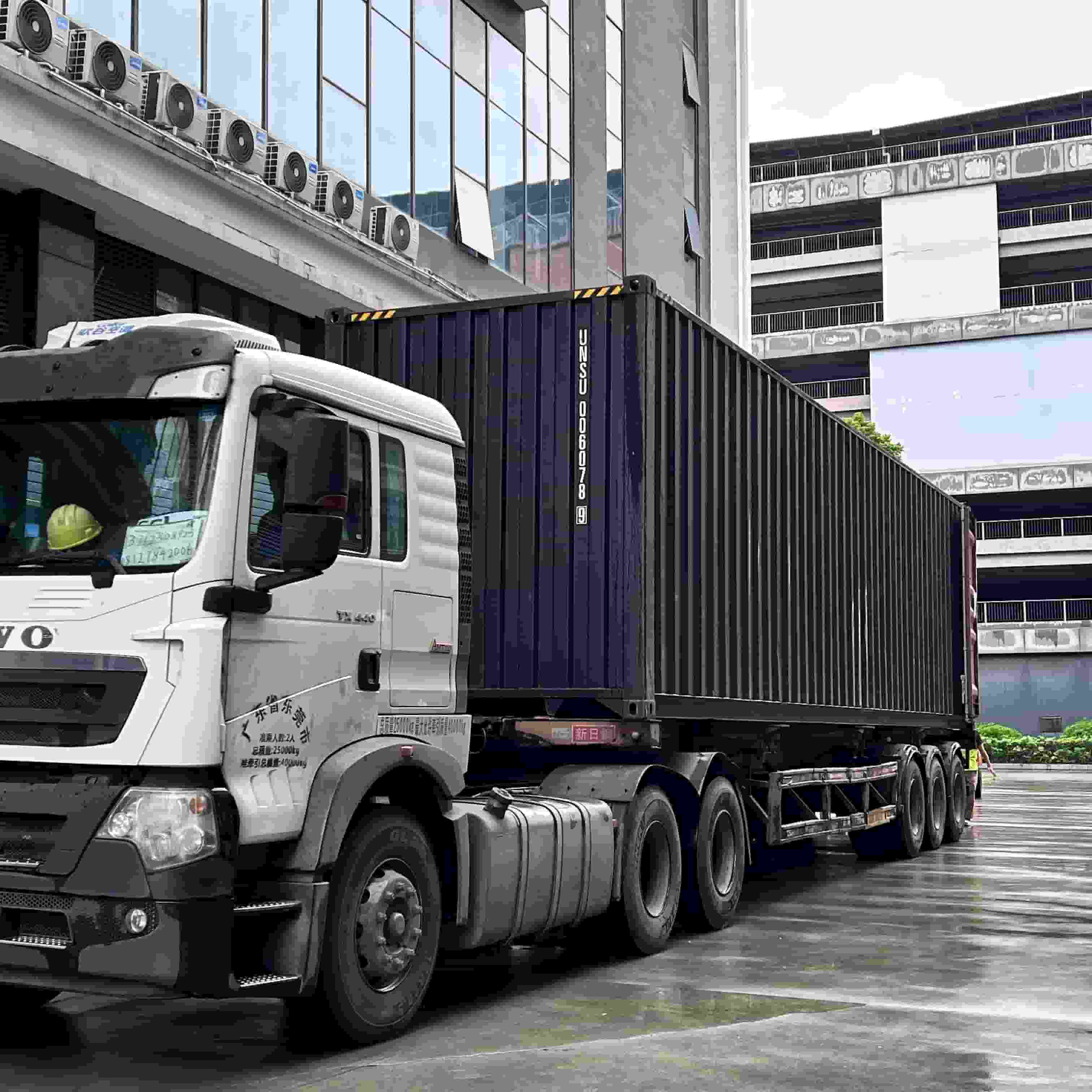 Bộ phận tự động của Hengsheng hoàn thành thành công nhiệm vụ tải container xuất khẩu